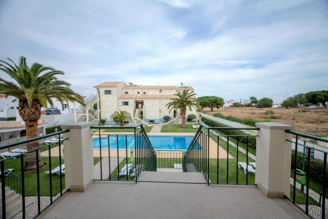Atlantico Sul Apartment กัวเตย์รา ภายนอก รูปภาพ